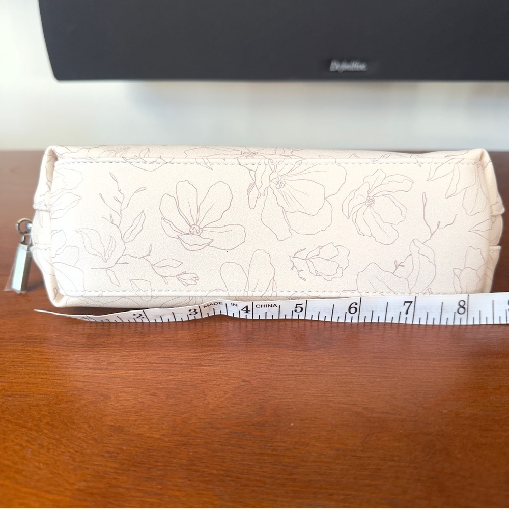 Azaria Cosmetic Pouch - Picture 10 of 10